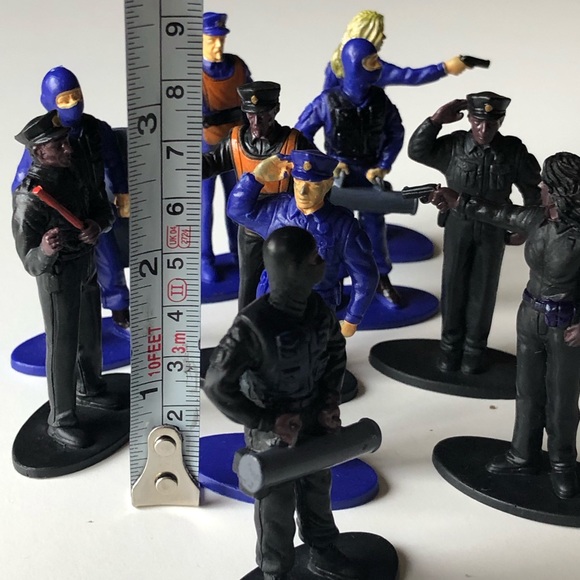 CP figures - Picture 5 of 6